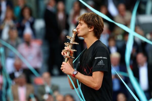 据牛仔队官 据牛仔队官